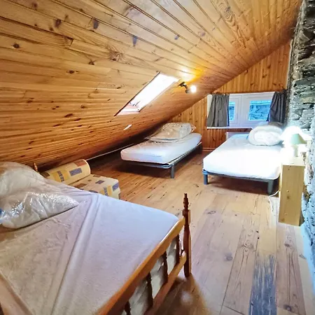 L'aneto, Triplex T3, Cour, Wifi Holiday home Bagneres-de-Luchon