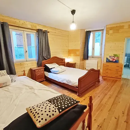 Holiday home L'aneto, Triplex T3, Cour, Wifi *